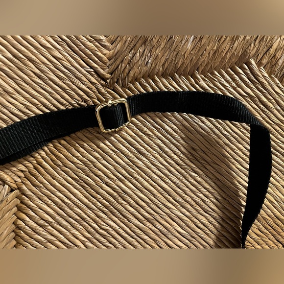 Anna Sui XTarget Crossbody Bag Patent Finish Black & Gold Hardware Adjustable - Picture 11 of 15